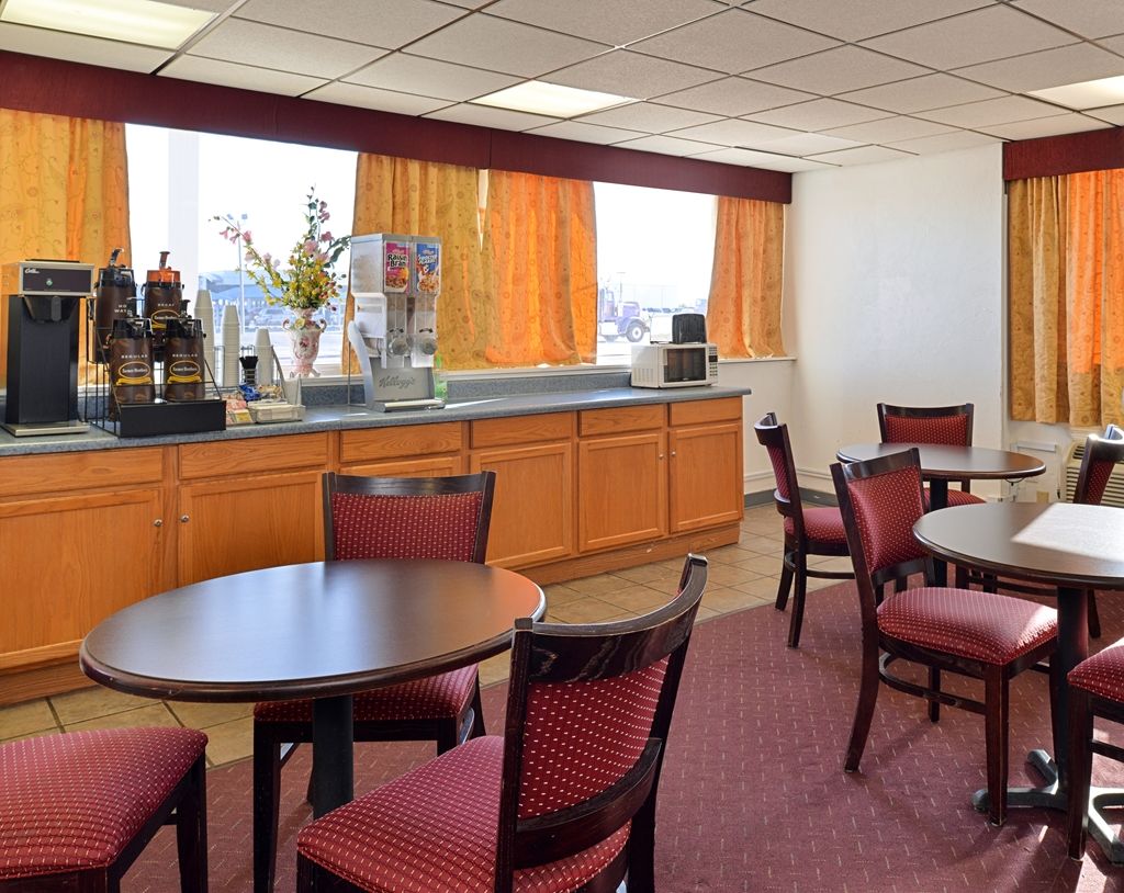 Americas Best Value Inn El Reno Restaurante foto